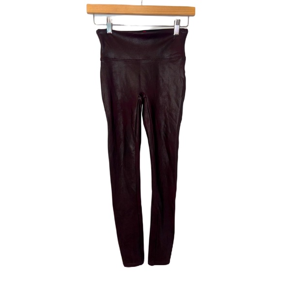 SPANX Pants - Spanx Ankle Length Faux Leather Oxblood Maroon Legging Size Small
